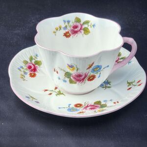 Rose & Red Daisy Pattern Tea Cup Dainty Shelley Bone China Spring Flowers June